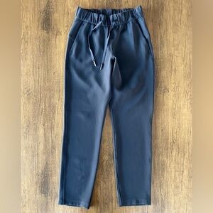 Lululemon On The Fly Pants 27” Womens Size 2